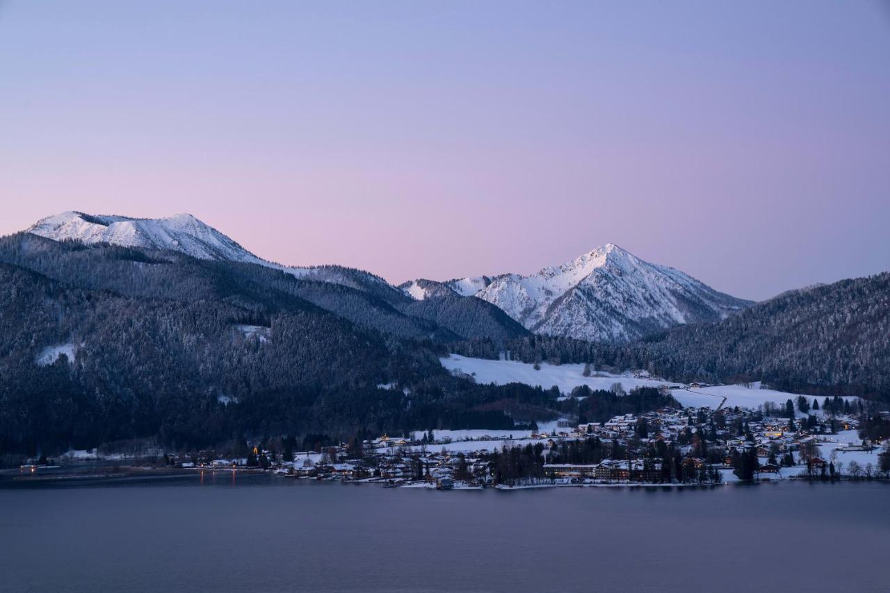 Das Tegernsee Extérieur photo View of the town